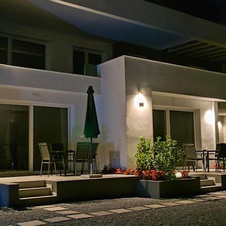 Aquarama Suites Nea Iraklitsa Экстерьер фото