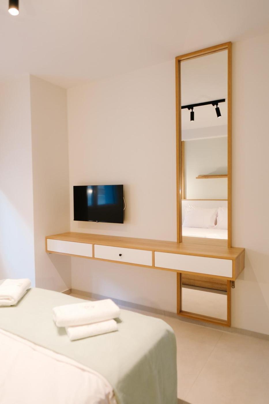 Aquarama Suites Nea Iraklitsa Экстерьер фото