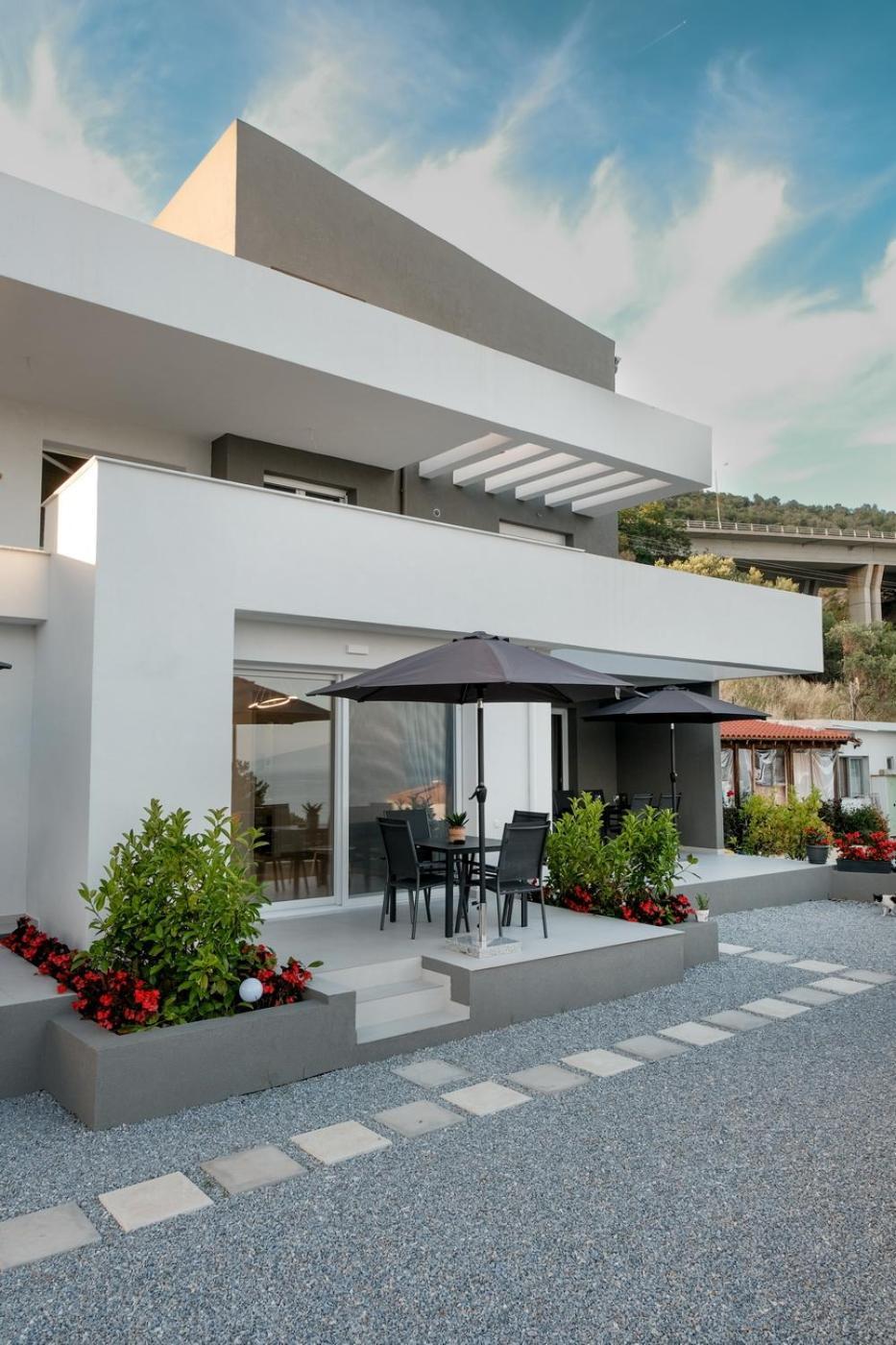 Aquarama Suites Nea Iraklitsa Экстерьер фото