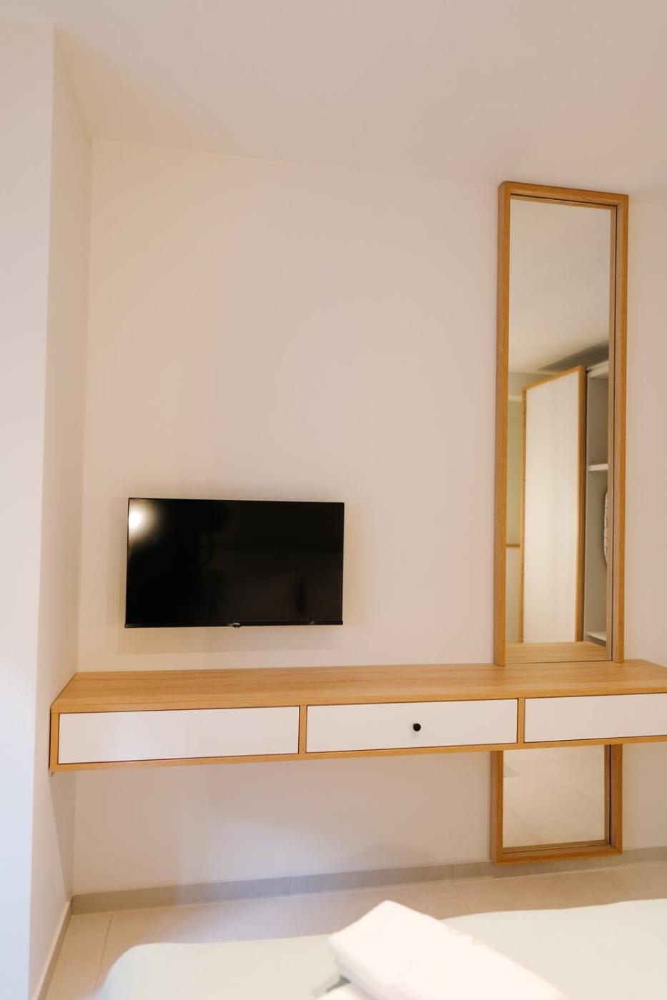 Aquarama Suites Nea Iraklitsa Экстерьер фото