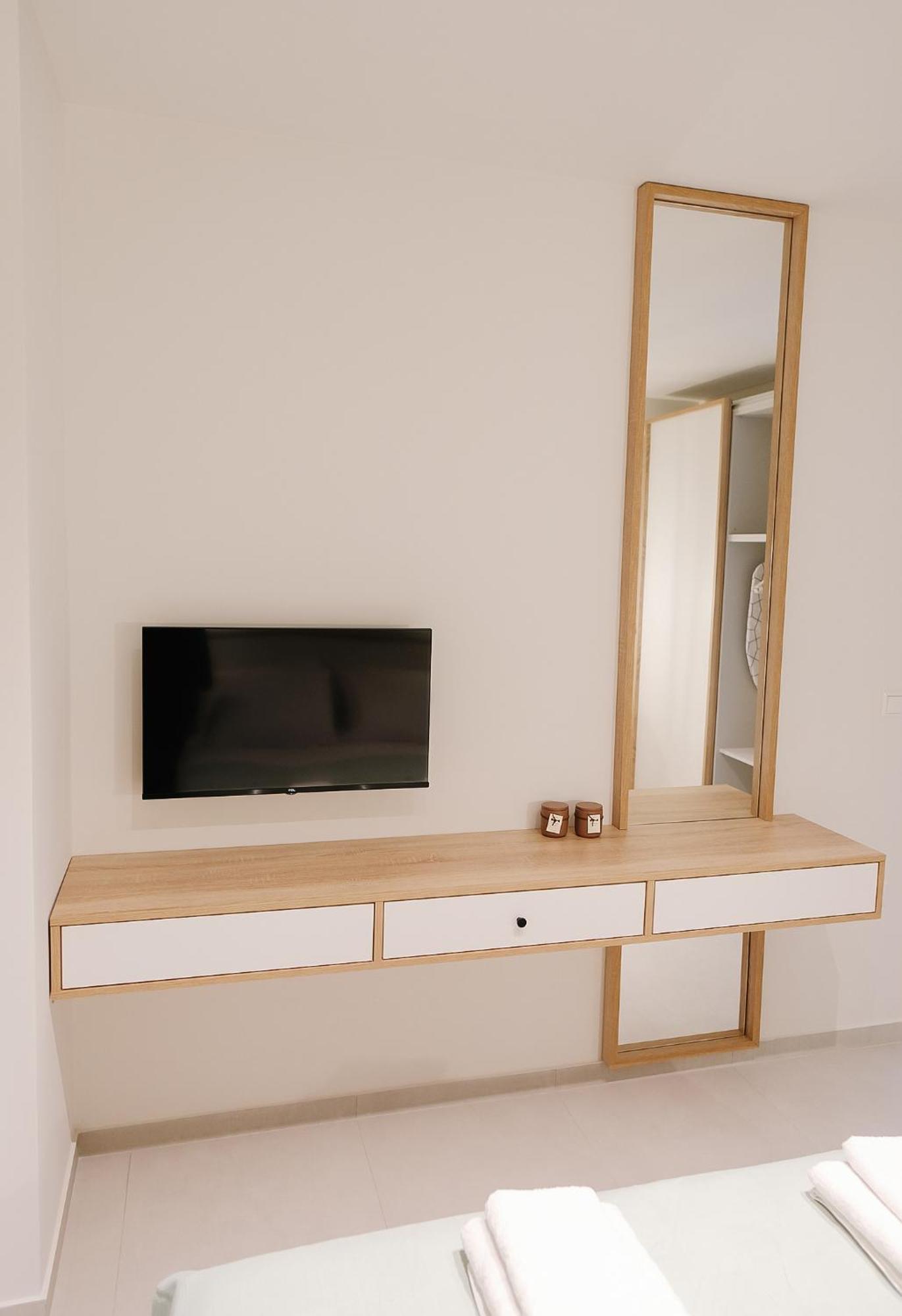 Aquarama Suites Nea Iraklitsa Экстерьер фото