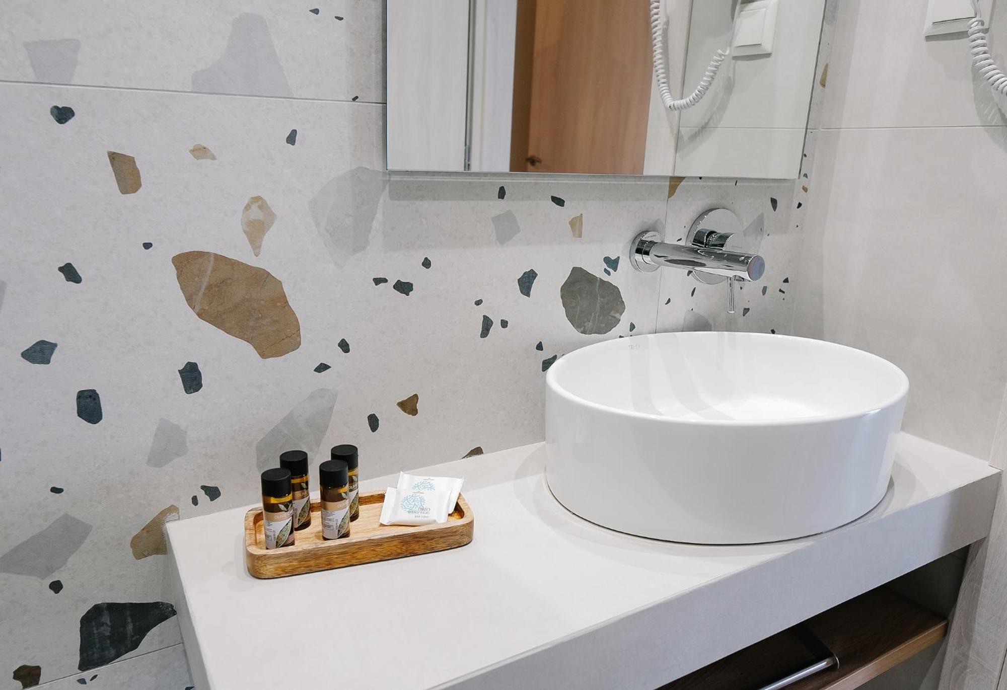 Aquarama Suites Nea Iraklitsa Экстерьер фото